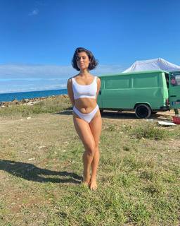 Raye feet photo thumbnail