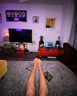 Raye feet photo thumbnail