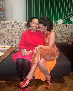 Raye feet photo thumbnail