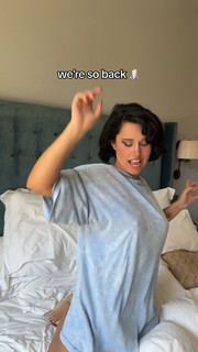 Raye feet photo thumbnail