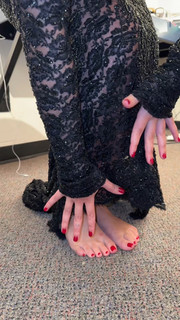 Raye feet photo thumbnail