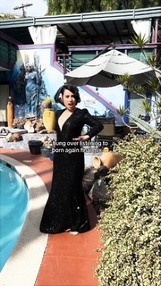 Raye feet photo thumbnail