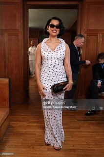 Raye feet photo thumbnail