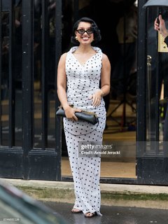 Raye feet photo thumbnail