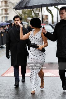 Raye feet photo thumbnail