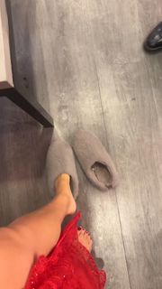 Raye feet photo 3