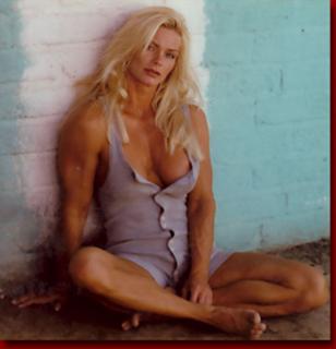 Raye Hollitt feet photo 14