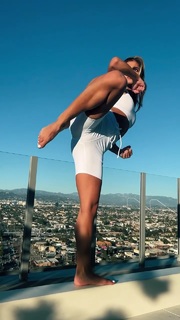 Rayna Vallandingham feet photo thumbnail