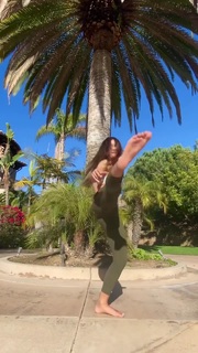 Rayna Vallandingham feet photo thumbnail
