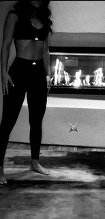 Rayna Vallandingham feet photo thumbnail