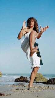 Rayna Vallandingham feet photo thumbnail