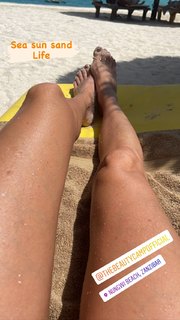 Razan El Moghrabi feet photo 7