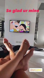 Razan El Moghrabi feet photo 14