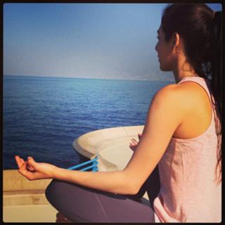 Razane Jammal feet photo 8