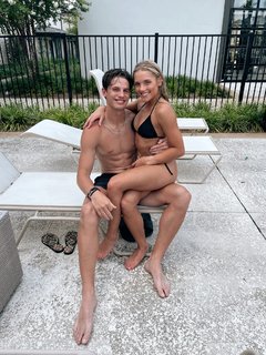 Reagan Campbell feet photo thumbnail