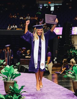 Reagan Campbell feet photo thumbnail