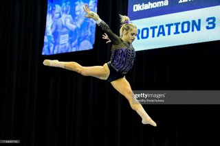 Reagan Campbell feet photo thumbnail