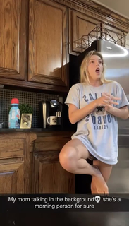 Reagan Campbell feet photo thumbnail