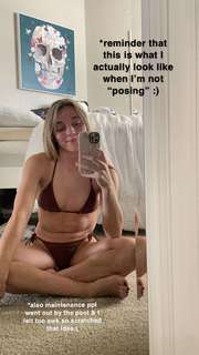 Reagan Campbell feet photo thumbnail