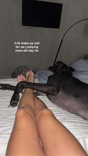 Reagan Campbell feet photo thumbnail