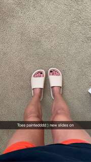 Reagan Campbell feet photo thumbnail