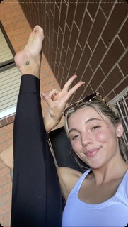 Reagan Campbell feet photo thumbnail