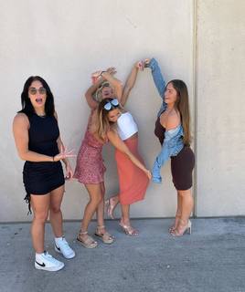 Reagan Campbell feet photo thumbnail