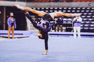 Reagan Campbell feet photo thumbnail