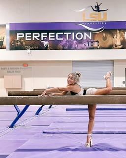 Reagan Campbell feet photo thumbnail