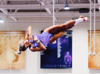 Reagan Campbell feet photo thumbnail