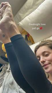 Reagan Campbell feet photo thumbnail