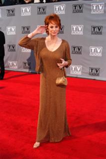 Reba McEntire feet photo thumbnail