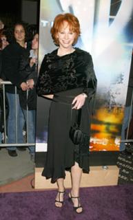 Reba McEntire feet photo thumbnail