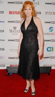 Reba McEntire feet photo thumbnail
