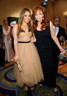 Reba McEntire feet photo thumbnail