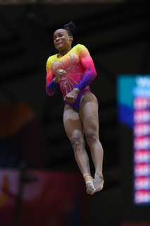 Rebeca Andrade feet photo 3