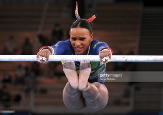 Rebeca Andrade feet photo 16