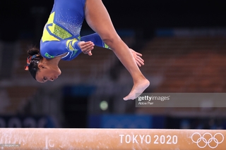 Rebeca Andrade feet photo 12
