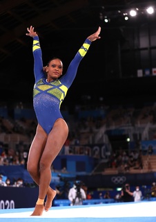 Rebeca Andrade feet photo 16