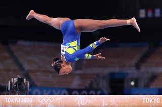 Rebeca Andrade feet photo 15