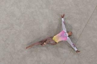 Rebeca Andrade feet photo 5