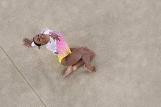 Rebeca Andrade feet photo 4