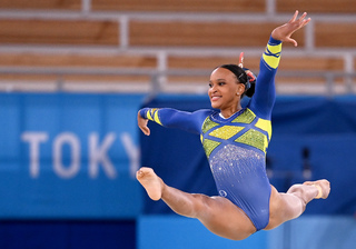 Rebeca Andrade feet photo 14