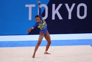 Rebeca Andrade feet photo 2