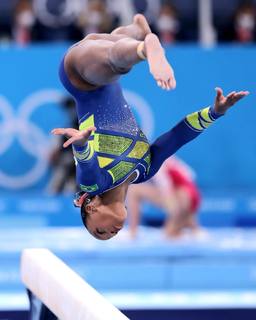 Rebeca Andrade feet photo 8