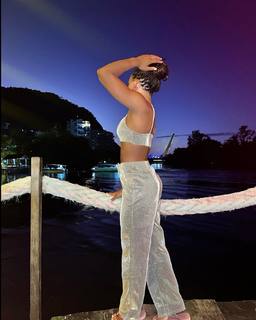 Rebeca Andrade feet photo 3