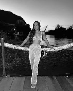 Rebeca Andrade feet photo 2