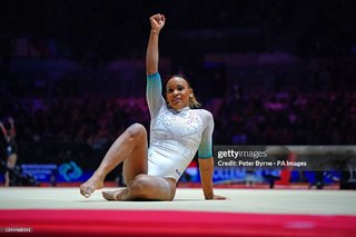 Rebeca Andrade feet photo 15