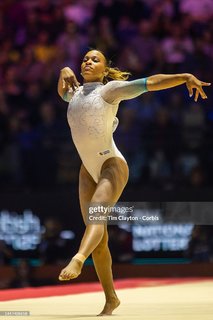 Rebeca Andrade feet photo 10