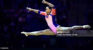 Rebeca Andrade feet photo 1